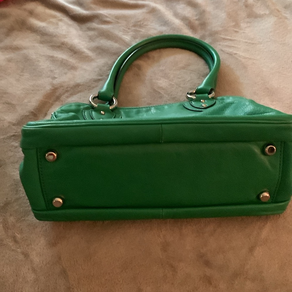 Vintage Marc Jacob’s Kelly green leather satchel. Size ~14x9 - Picture 7 of 13